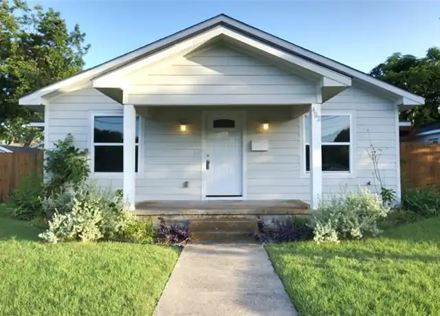 Property at 402 E Center St, Duncanville, TX, 75116, 3 beds, 2 baths, [object Object]