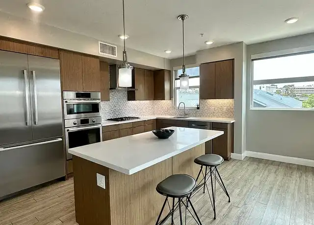 Property at Vici - 550 W Date St, San Diego, CA, 92101, 0-2 beds, 1-2 bath, [object Object]
