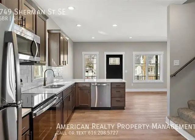 Property at 749 Sherman St SE, Grand Rapids, MI, 49503, 5 beds, 5 baths, [object Object]