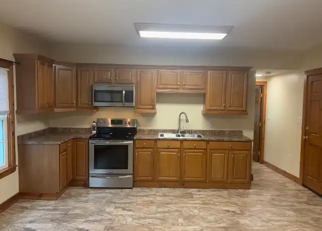 Property at 355 New York 31 Unit 3, Bridgeport, NY, 13030, 2 beds, 1 bath, [object Object]