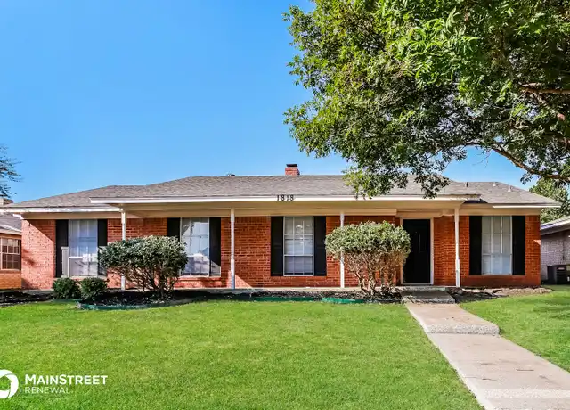 Property at 1818 El Paso St, Lewisville, TX, 75077, 3 beds, 2 baths, [object Object]