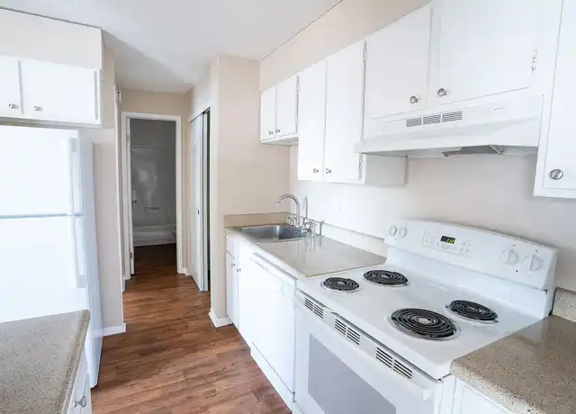 Property at Prentice House Apartments - 481 W Prentice Ave, Littleton, CO, 80120, 1-2 bed, 1 bath, Contact for Price