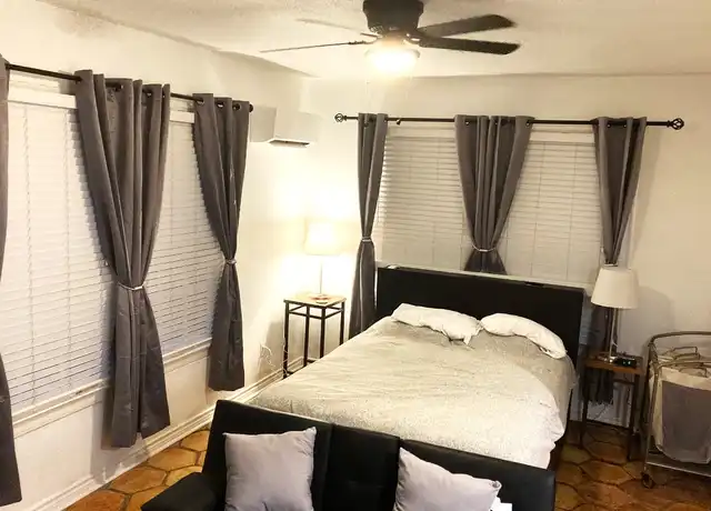 Property at 302 Madison St #4, San Antonio, TX, 78204, 0 beds, 1 bath, [object Object]