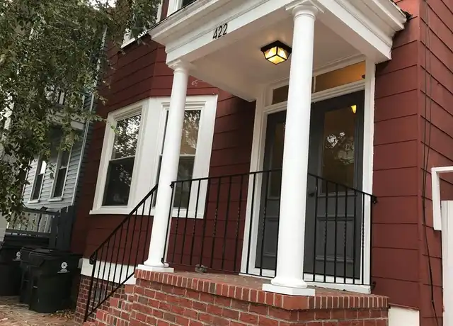 Property at 422 London St #4, Portsmouth, VA, 23704, 1 bed, 1 bath, [object Object]