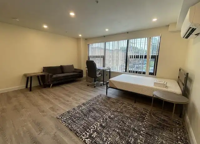 Property at 1028 Commonwealth Ave Unit 202, Boston, MA, 02215, 0 beds, 1 bath, [object Object]