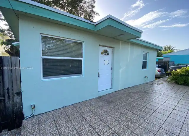 Property at 119 NW 13th Ave, Dania, FL, 33004, 1 bed, 1 bath, [object Object]