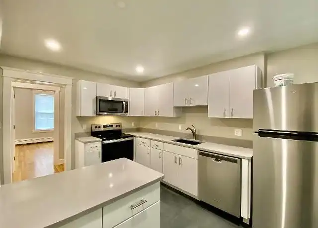 Property at 31 Portsmouth St, Cambridge, MA, 02141, 3 beds, 2 baths, [object Object]