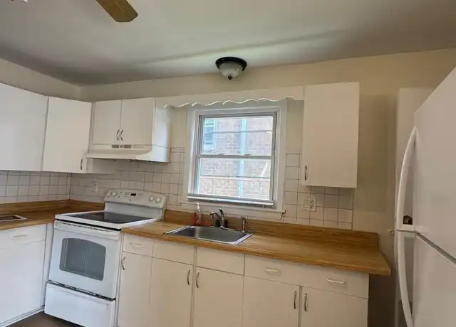 Property at 84 McKinley Ave, Bridgeport, CT, 06606, 2 beds, 1 bath, [object Object]