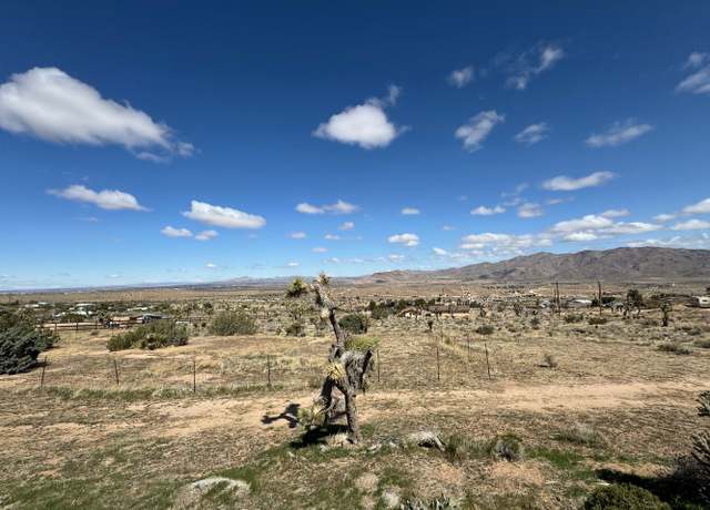 Photo of 9126 Milpas Dr, Apple Valley, CA 92308