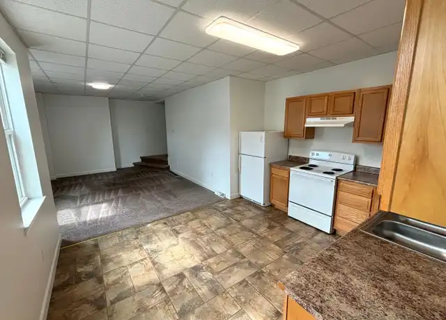 Property at 333 W 4th St Unit 335 R A, Erie, PA, 16507, 2 beds, 1 bath, [object Object]