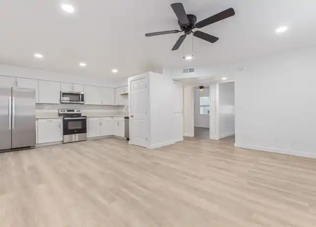 Property at 1727 W Cholla St Unit 103, Phoenix, AZ, 85029, 2 beds, 1 bath, [object Object]