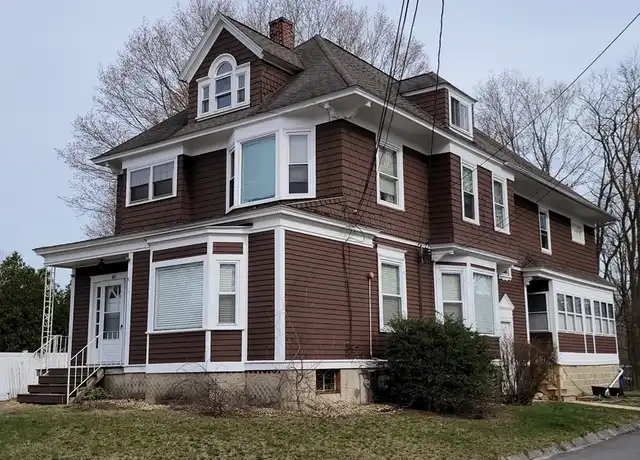 Property at 49 Mount Pleasant St #1, North Billerica, MA, 01862, 2 beds, 1 bath, [object Object]