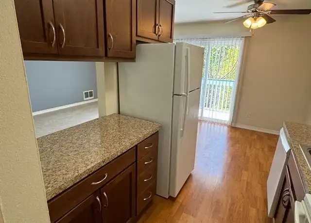 Property at 11357 SE 27th Ave, Milwaukie, OR, 97222, 1 bed, 1 bath, [object Object]