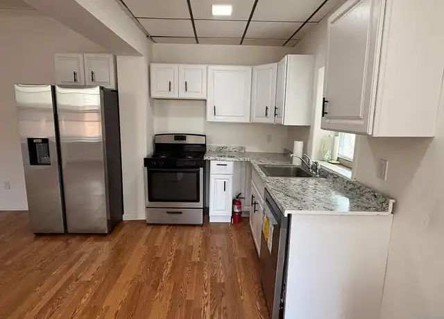 Property at 208 Farnham Ave Unit 1F, Lodi, NJ, 07644, 3 beds, 2 baths, [object Object]