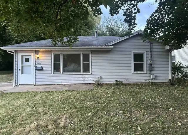 Property at 2003 W Martin St, Peoria, IL, 61605, 2 beds, 1 bath, [object Object]