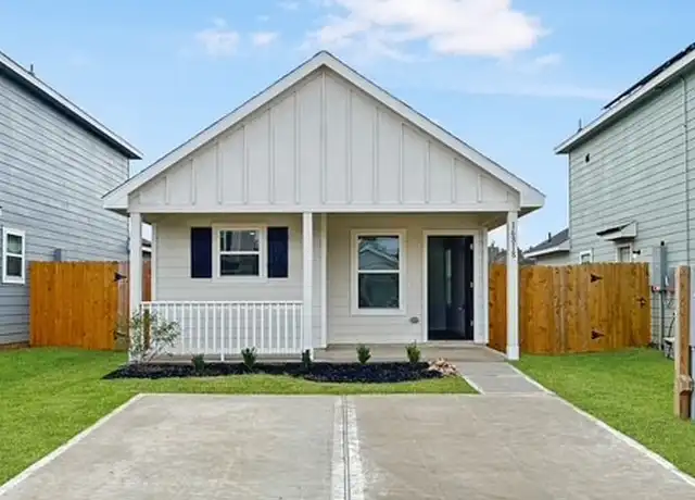 Property at 16818 N Marie Village Dr, Conroe, TX, 77306, 3 beds, 2 baths, [object Object]