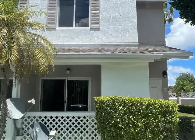 Property at 17485 NW 67th Ct Unit H21, Hialeah, FL, 33015, 1 bed, 1 bath, [object Object]