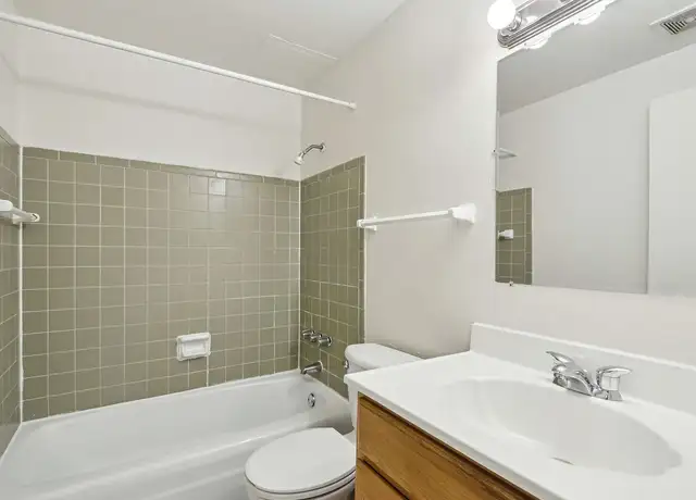 Photo of 5292 N Lovers Lane Rd, Milwaukee, WI 53225