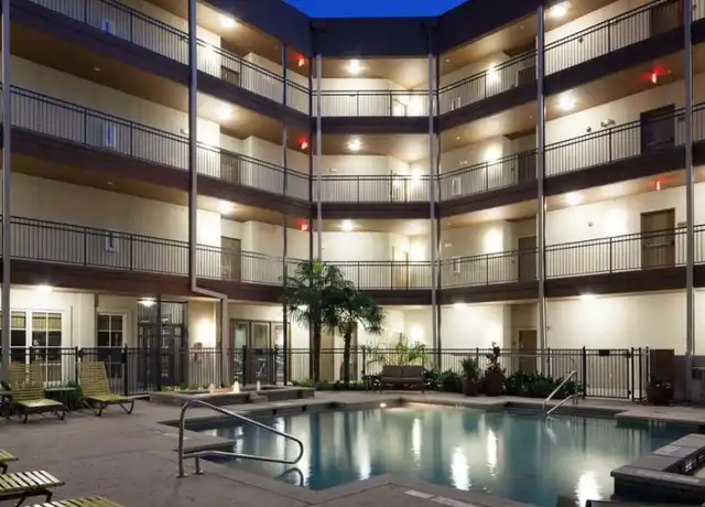 Property at 320 N Lamar Blvd, Austin, TX, 78703, 2 beds, 2 baths, [object Object]