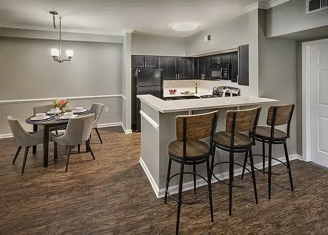 Photo of 465 Meadow Rd, Princeton, NJ 08540