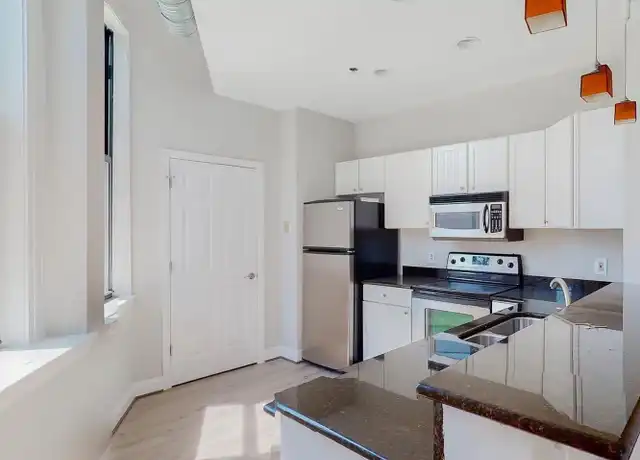 Property at 330 N Charles St Unit 6A, Baltimore, MD, 21201, 1 bed, 1 bath, [object Object]