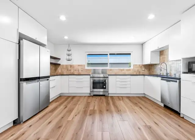 Property at 23212 Orange Ave #6, Lake Forest, CA, 92630, 2 beds, 2 baths, [object Object]