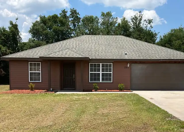 Property at 223 SE Victoria Gln, Lake City, FL, 32025, 4 beds, 2 baths, [object Object]