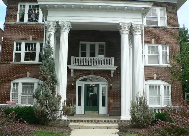 Property at 1560 E Broad St Unit 1560-301, Columbus, OH, 43203, 1 bed, 1 bath, [object Object]