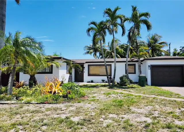 Property at 6950 SW 14th St, Pembroke Pines, FL, 33023, 3 beds, 2.5 baths, [object Object]