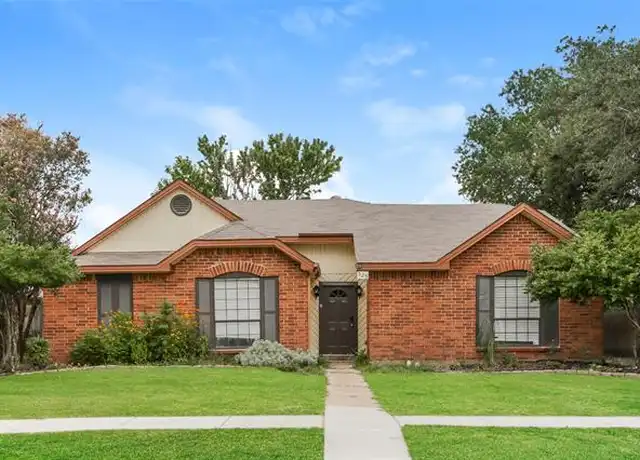 Property at 525 Country View Ln, Garland, TX, 75043, 3 beds, 2 baths, [object Object]