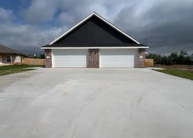 Property at 142 Pedernales, Abilene, TX, 79606, 3 beds, 2 baths, [object Object]