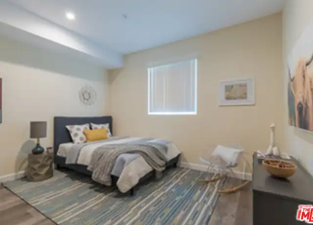 Property at 850 S Gramercy Pl Unit 303, Los Angeles, CA, 90005, 3 beds, 2 baths, [object Object]