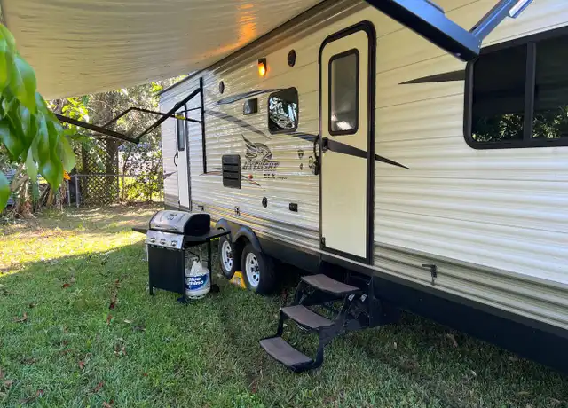 Property at 1012 Gary Ave Unit MAVEs, Ellenton, FL, 34222, 2 beds, 1 bath, [object Object]
