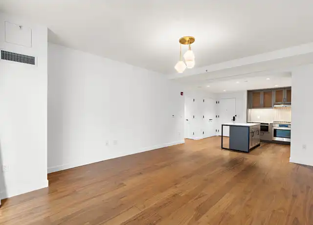 Property at 2 Shore Ln #711, Jersey City, NJ, 07310, 1 bed, 1 bath, [object Object]