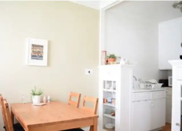 Property at 1095 Osceola Ave Unit 203, St Paul, MN, 55105, 2 beds, 1 bath, [object Object]