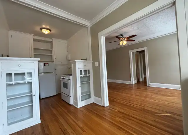 Property at 1095 Osceola Ave Unit 203, St Paul, MN, 55105, 2 beds, 1 bath, [object Object]