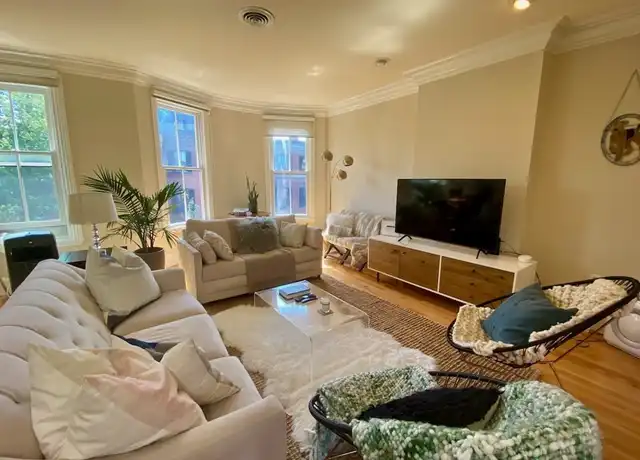 Property at 99 Pembroke St #2, Boston, MA, 02118, 2 beds, 2 baths, [object Object]