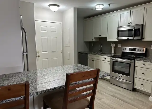 Property at 90 Quincy Shore Dr #311, Quincy, MA, 02171, 1 bed, 1 bath, [object Object]