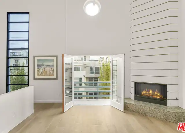 Property at 115 Galleon St Unit A, Marina Del Rey, CA, 90292, 3 beds, 3 baths, [object Object]