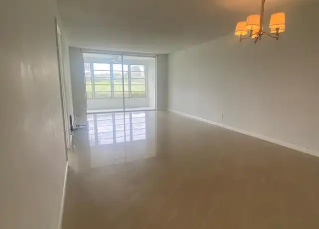 Property at 2651 S Course Dr, Pompano Beach, FL, 33069, 1 bed, 1.5 baths, [object Object]