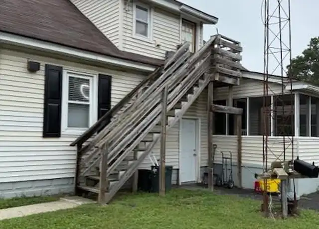 Property at 1835 W Landis Ave Unit 2ND FLOOR, Vineland, NJ, 08360, 1 bed, 1 bath, [object Object]