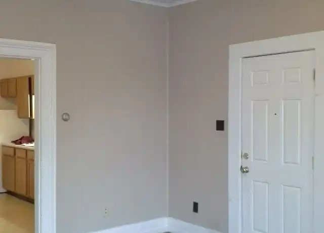 Property at 223 E Park St Unit 1, Lock Haven, PA, 17745, 1 bed, 1 bath, [object Object]