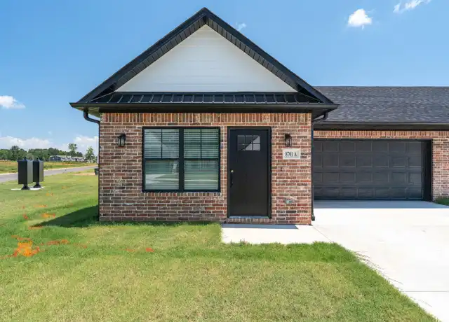 Property at 8821 Cantera Dr, Fort Smith, AR, 72916, 3 beds, 2 baths, [object Object]