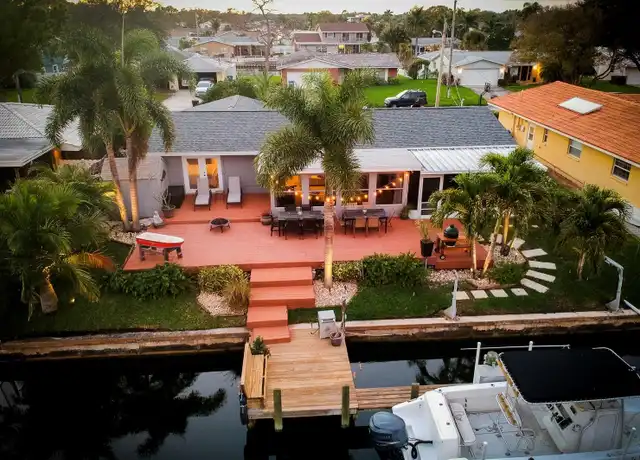 Property at 4165 13th Ln NE, Saint Petersburg, FL, 33703, 2 beds, 2 baths, [object Object]