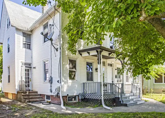 Property at 113 Eighth St, Salem, NJ, 08079, 4 beds, 2 baths, [object Object]