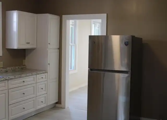 Property at 21 Phillips St, Amsterdam, NY, 12010, 3 beds, 1 bath, [object Object]
