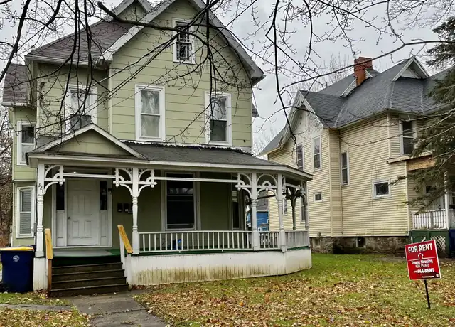 Property at 321 Washburn St Unit 2, Lockport, NY, 14094, 1 bed, 1 bath, [object Object]