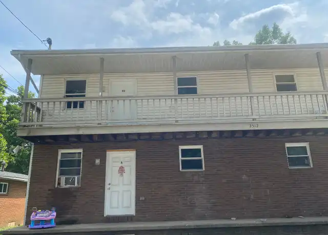 Property at 2512 39th St Unit 2512-4, Parkersburg, WV, 26104, 2 beds, 1 bath, [object Object]