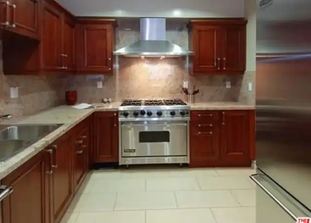 Property at 11848 Kiowa Ave Apt 304, Los Angeles, CA, 90049, 3 beds, 2.5 baths, [object Object]