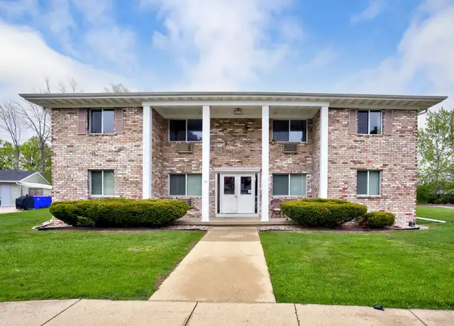Property at 35 Woodmere Ct Unit 11, Appleton, WI, 54911, 1 bed, 1 bath, [object Object]